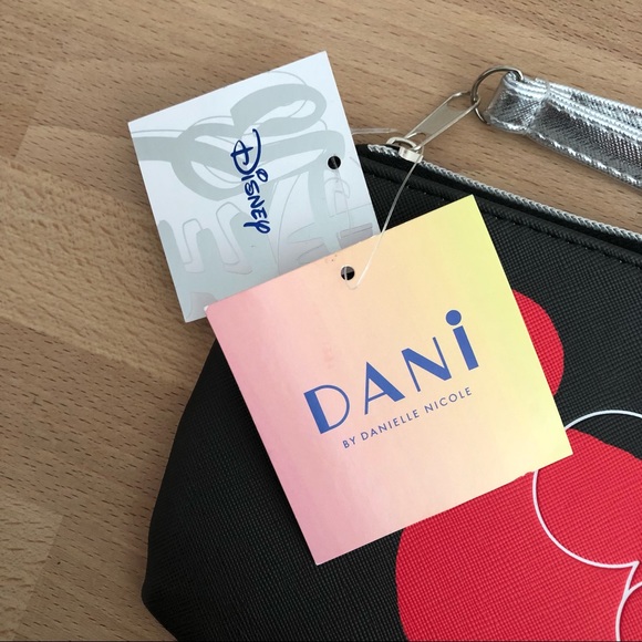 NWT Dani Danielle Nicole Disney Mickey Mouse Dual Sided Wristlet Bag - Picture 3 of 10